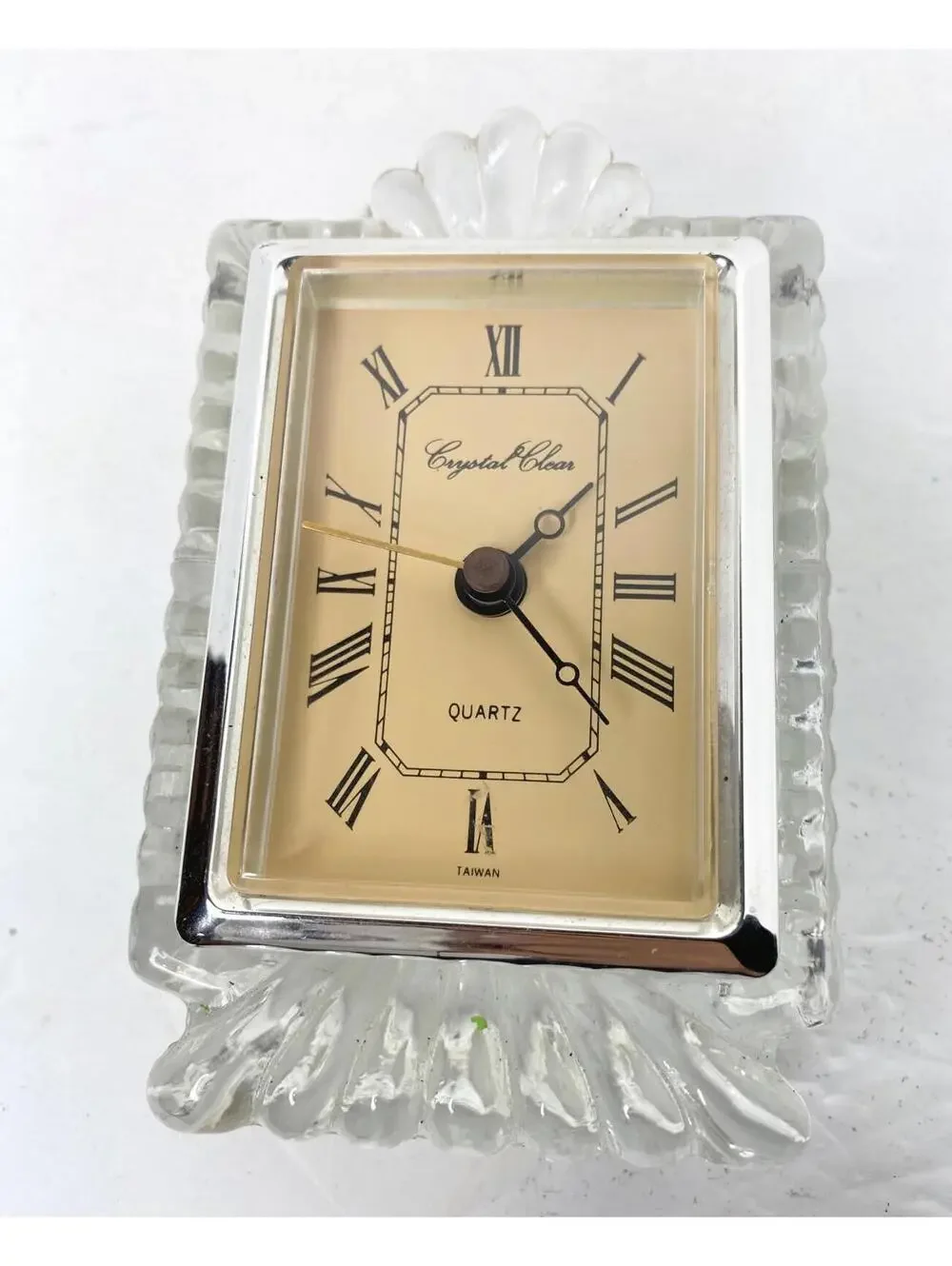Crystal Clear Century 24% Lead Crystal Quartz Table Clock Taiwan 5” Tall “Works”